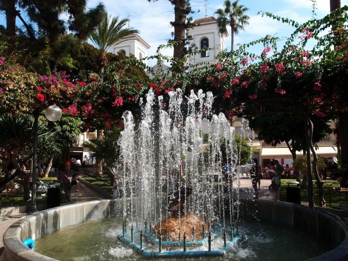Apartamento Tranquilo Cerca De Buena Piscina Y Con Buen Aire Acondicionado Aguilas Exterior photo