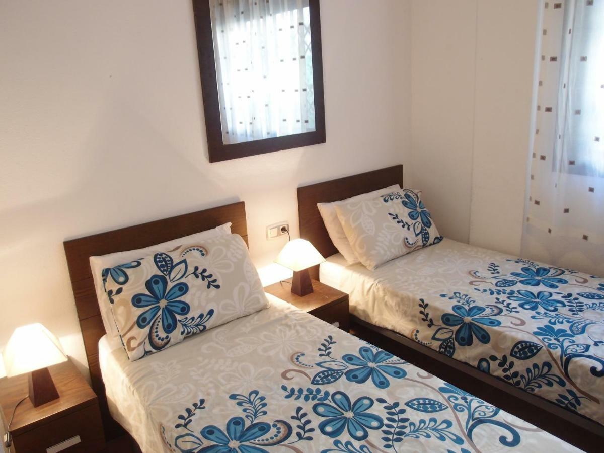 Apartamento Tranquilo Cerca De Buena Piscina Y Con Buen Aire Acondicionado Aguilas Exterior photo